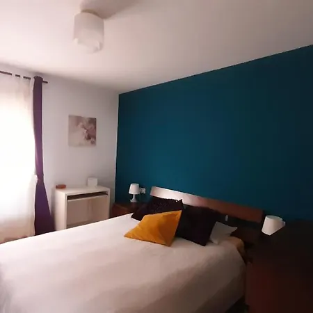 Apartament Mar, High Connection Free Wifi & Chromecast With A Great & Sunny Swimmingpool! Lejlighed *